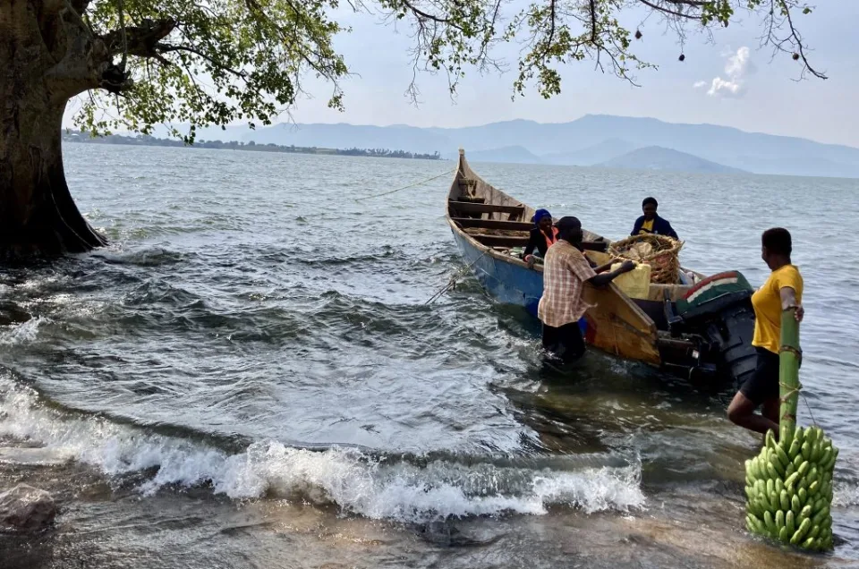 Discover Lake Victoria and Lake Tanganyika